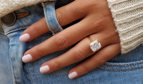 Jewellery shops UK engagement rings